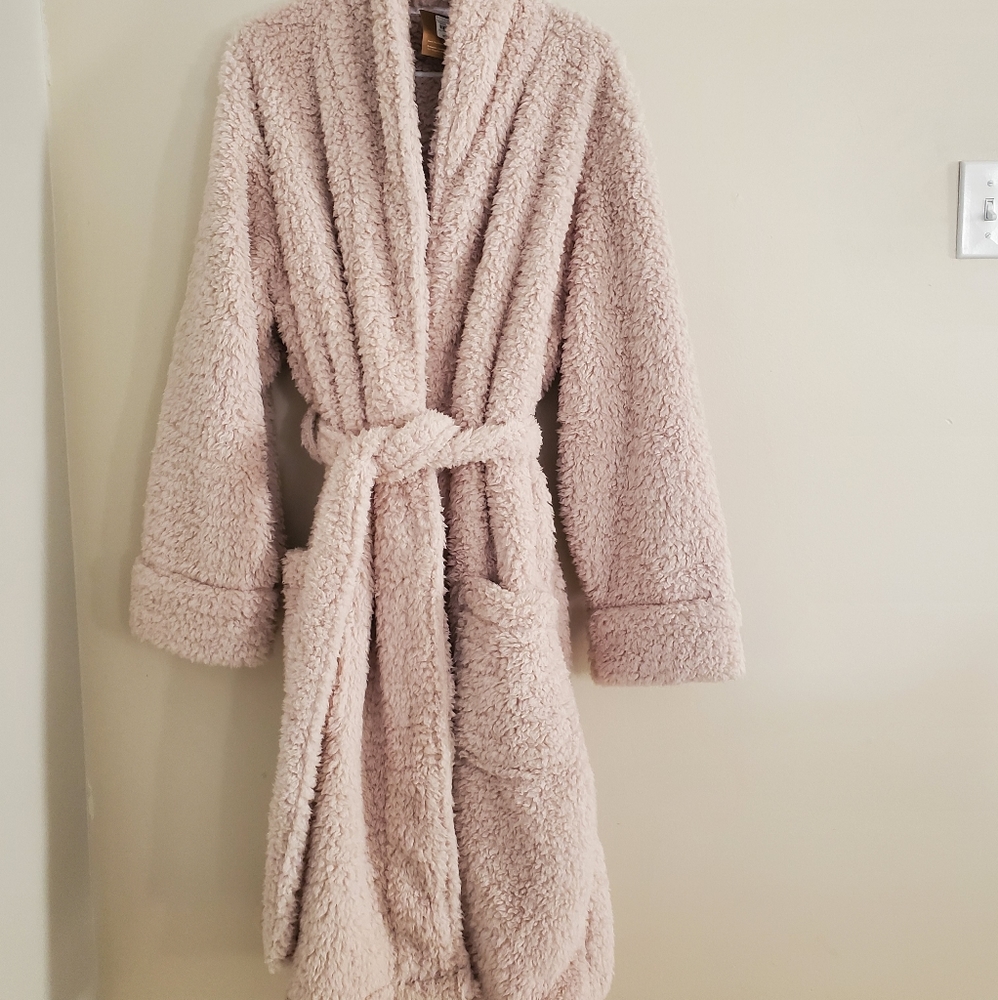 Pottery Barn Teddy Bear Faux Fur Robe